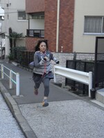 「全力坂」のMAMI出演シーン。