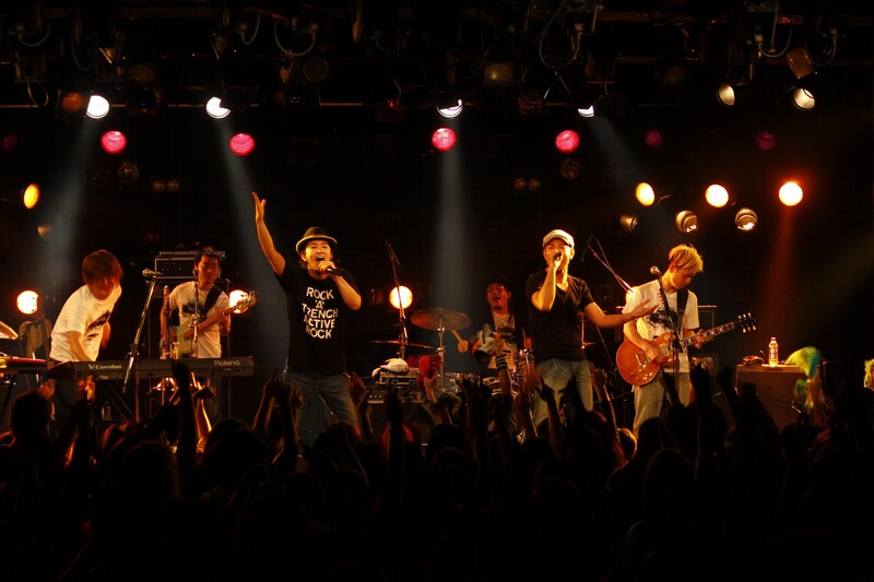 写真は4月17日の「Active Rock vol.1」名古屋公演の模様。