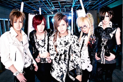 少女-ロリヰタ-23区（写真右がユ≠キ）