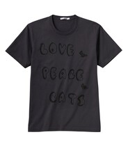 斉藤和義モデルの「LOVE & PEACE & CATS」Tシャツ。