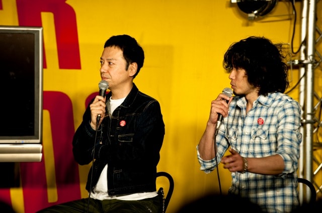 初顔合わせとは思えないほど打ち解けていた斉藤と板尾。