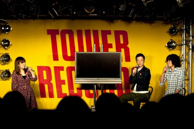 東京・タワーレコード渋谷店B1 STAGE ONEにて開催された、大宮エリープロデュースの舞台DVD「Singer5」の発売記念トークイベント。