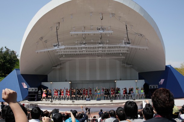 絶好の握手会日和に恵まれたよみうりランドEAST。