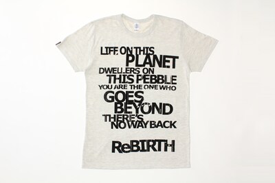 写真はチャリティTシャツの表デザイン。