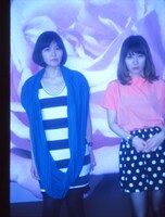 左が部長（Dr, Vo）、右がリーダー（G, Vo）。