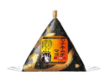 SUPER JUNIOR×サークルKサンクスのコラボによる「韓国のりおにぎり（ツナキムチマヨ）」。