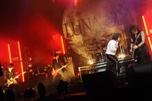 写真は「LUNA SEA 3D IN LOS ANGELS」の1シーン。(C)2011 by LUNA SEA inc.