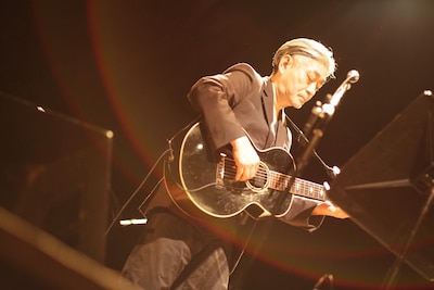 写真は「細野晴臣『HoSoNoVa』コンサート」の模様。