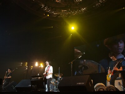 ASIAN KUNG-FU GENERATION