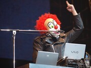 LOVE（世界の終わり/DJ）