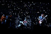 写真は「ACIDMAN LIVE TOUR "ALMA"」日本武道館公演の様子。