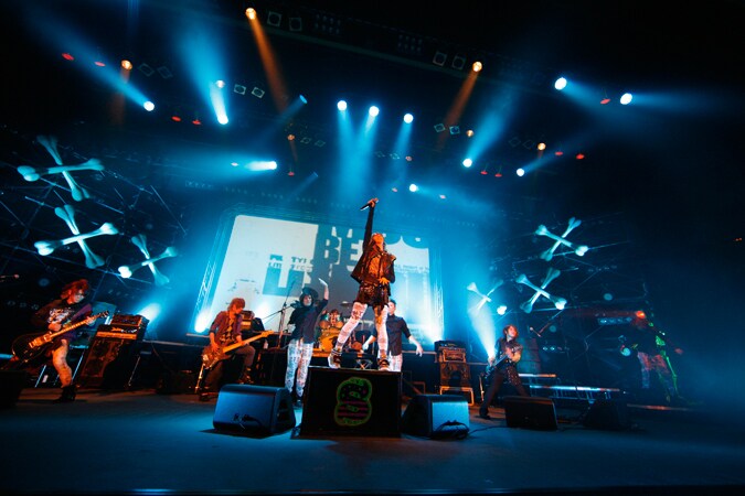 写真は5月1日のライブの模様。