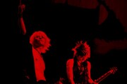 写真は「VAMPS LIVE 2010 BEAST WORLD TOUR」チリ公演の模様。