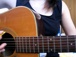 山根万理奈、徳島イベントで野外フリーライブ開催