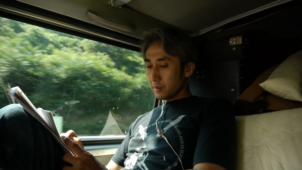 映画「kocorono」より。小松正宏（Dr）。