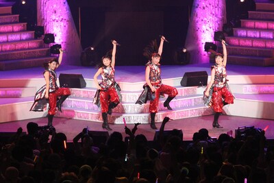 9期メンバーの鈴木香音、鞘師里保、譜久村聖、生田衣梨奈（写真左から）。