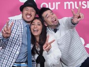 常田真太郎、福原美穂、槇原敬之（写真左から）のオフショット。