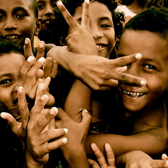 配信限定シングル「Proud –Single Edit-」（写真）は各PC音楽配信サイト/着うたサイトにて発売。