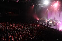 写真は2月27日にZepp Tokyoで開催されたラストライブ「Final Fantasy Live～RYTHEM史上最高のリズム!!!」の模様。