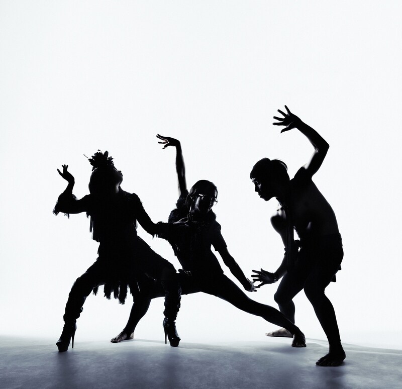 モーモールルギャバンのゲイリーが股間を強打し入院 - 音楽ナタリー