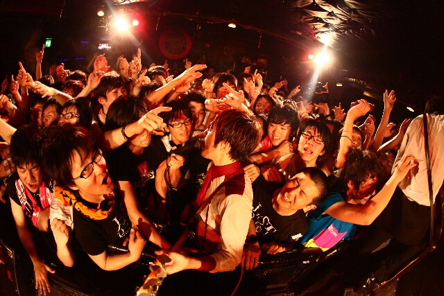 本日の下北沢SHELTER公演（写真）のライブレポートは、後日ナタリーに掲載予定。