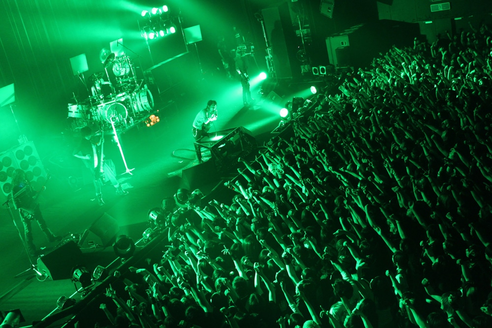 「『a knot』only TOUR2011 THE DECOMPOSITION OF THE MOON」大阪公演の様子。