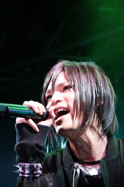 “両声類”と称される幅広い音域でファンを魅了したピコ。