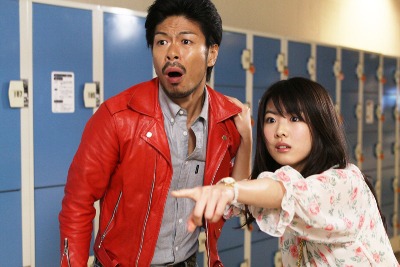 ドラマの主演を務める松本利夫（MATSU from EXILE/写真左）とヒロインの福田麻由子（右）。