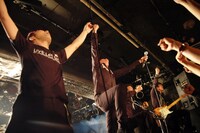 5月14日に新宿LOFTで行われた「LIVE LIFE LINE TOUR」初日の模様。