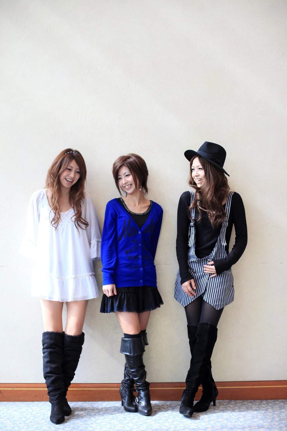 2011年に再結成したZONEのアーティスト写真。