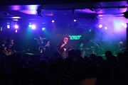 写真は5月14日公演の模様。