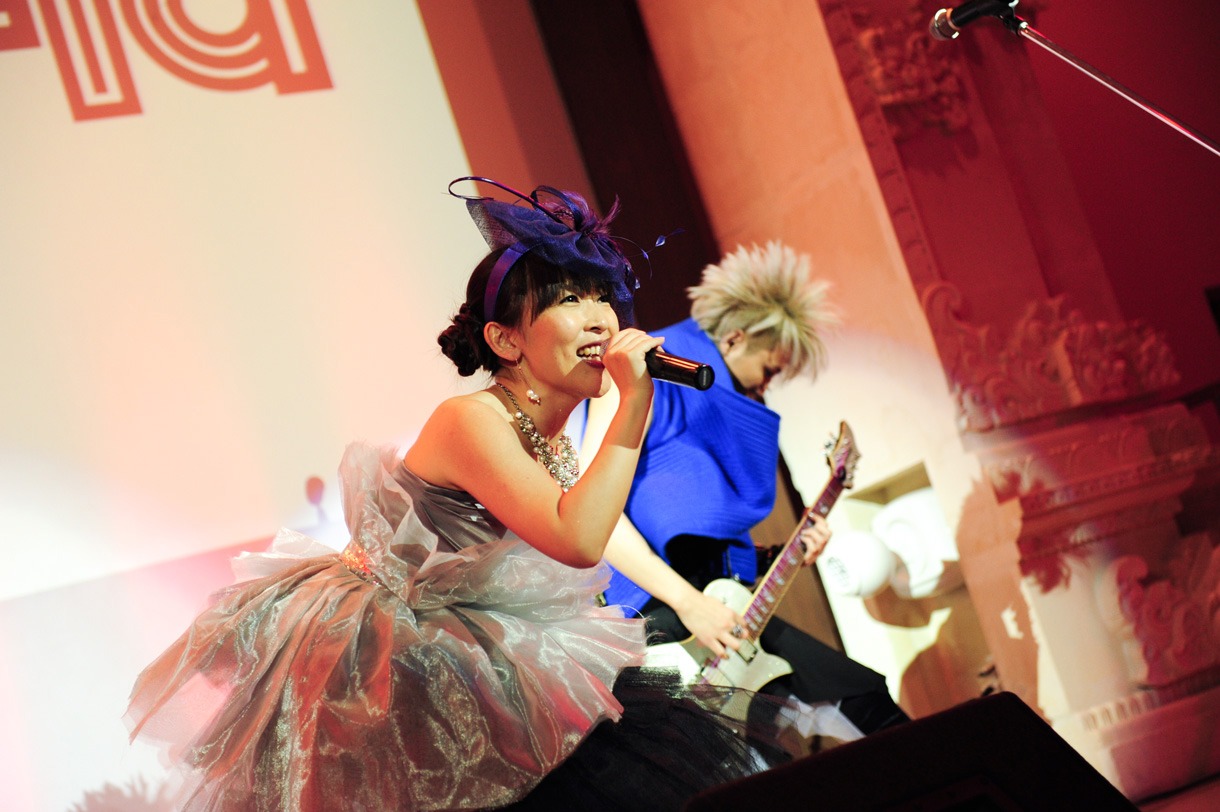 写真は5月17日に行われたスターチャイルドレーベルのコンベンションイベント「Spark!」出演時の様子。
