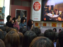 黒猫チェルシーインストアイベントの様子。