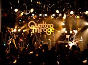 「QUATTRO MIRAGE VOL.2 ～MORE ACTION, MORE HOPE.～」でパフォーマンスを行うMAN WITH A MISSION。ユーモアたっぷりのMCでも会場を沸かせていた。