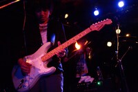 鈴木雄太（写真手前）と楢原英介（写真奥）。