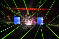 L'Arc-en-Ciel「20th L'Anniversary Live」5月29日公演の模様。