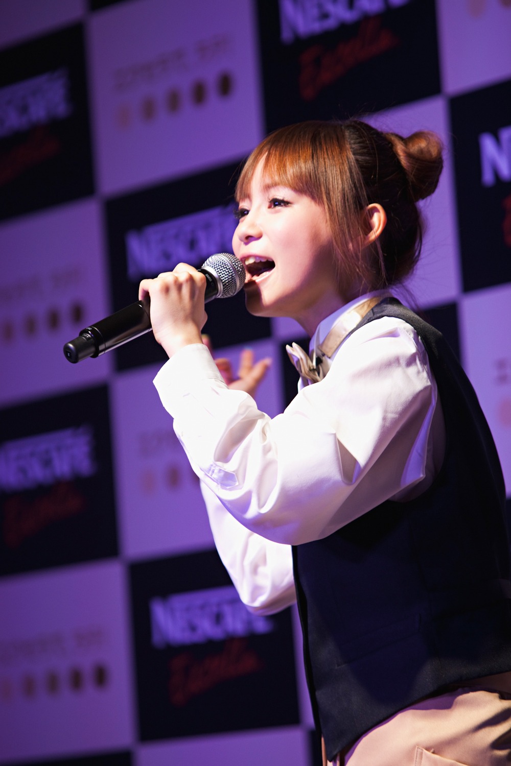 「ギザラテパーティー」サプライズライブの様子。