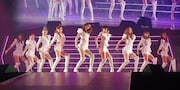 今年の人気の画像22位は「少女時代、初の全国ツアーが大阪城ホールからスタート」より、少女時代。