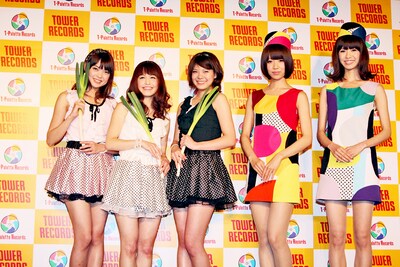 記者会見イベントの模様はUstreamを使って生中継された。