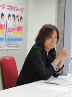 面接会場に駆け付けたつんく♂。