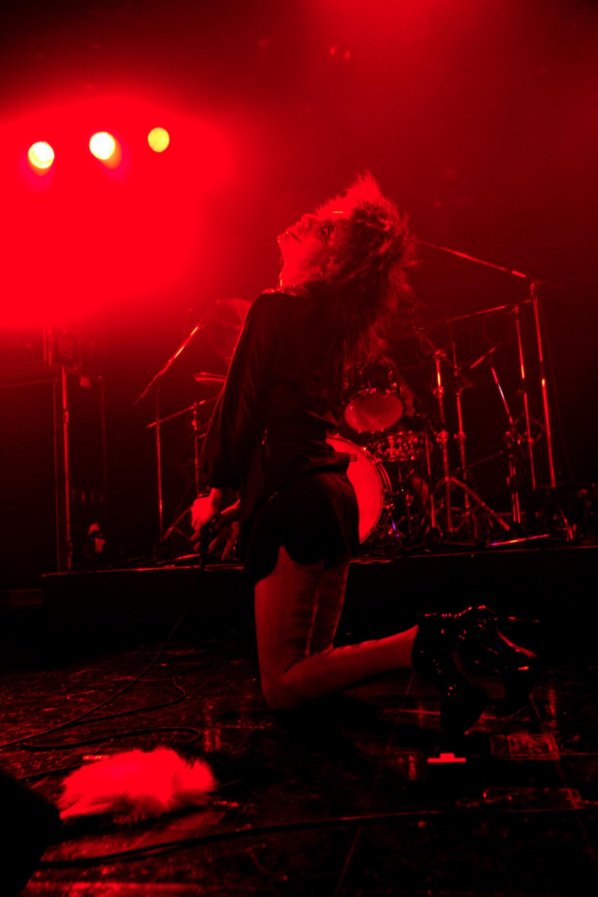 アヴちゃん（Vo）（Photo：岩根愛）