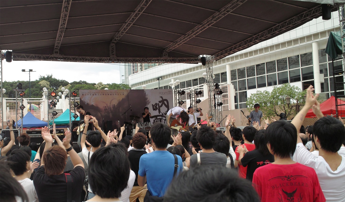 99RadioServiceの香港ライブの様子。