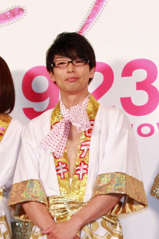 森山未來。映画「世界の中心で、愛をさけぶ」以来、約7年ぶりに共演した長澤との撮影を振り返り「以前はビニール越しのキスシーンがあったんですけど、今回お互い大人になって、いくとこまでいっちゃいました」と意味深なコメント。