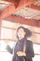 YDM（写真：新津保建秀）