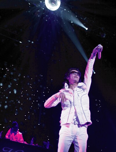 ライブで披露された新曲「no one」は、6月29日にシングルとしてリリースされる。