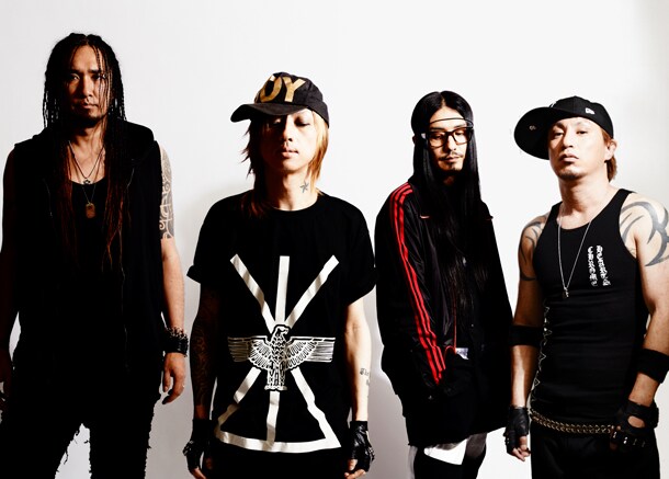 サッズの新しいアーティスト写真。