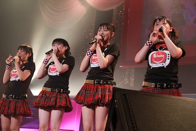 小川紗季、前田憂佳、和田彩花、福田花音（写真左から）。この4人でのスマイレージはこれで見納め。