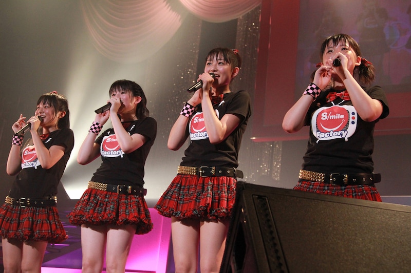 小川紗季、前田憂佳、和田彩花、福田花音（写真左から）。この4人でのスマイレージはこれで見納め。