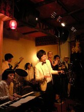 奇妙礼太郎トラベルスイング楽団