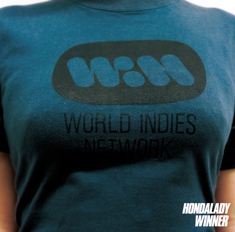 写真はベストアルバム「WINNER」ジャケット。